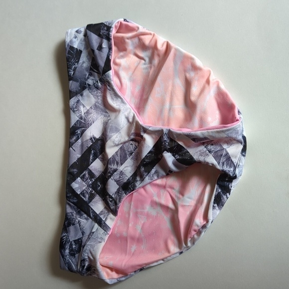 Ivivva By Lululemon bikini bottoms reversible - Picture 3 of 7
